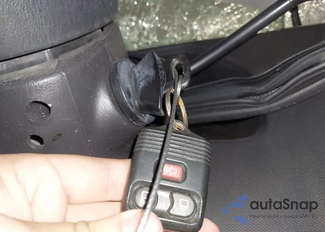 2011 Ford E-350 Super Duty Xlt из США, поврежденный, VIN 1FBSS3BL0BDB30811